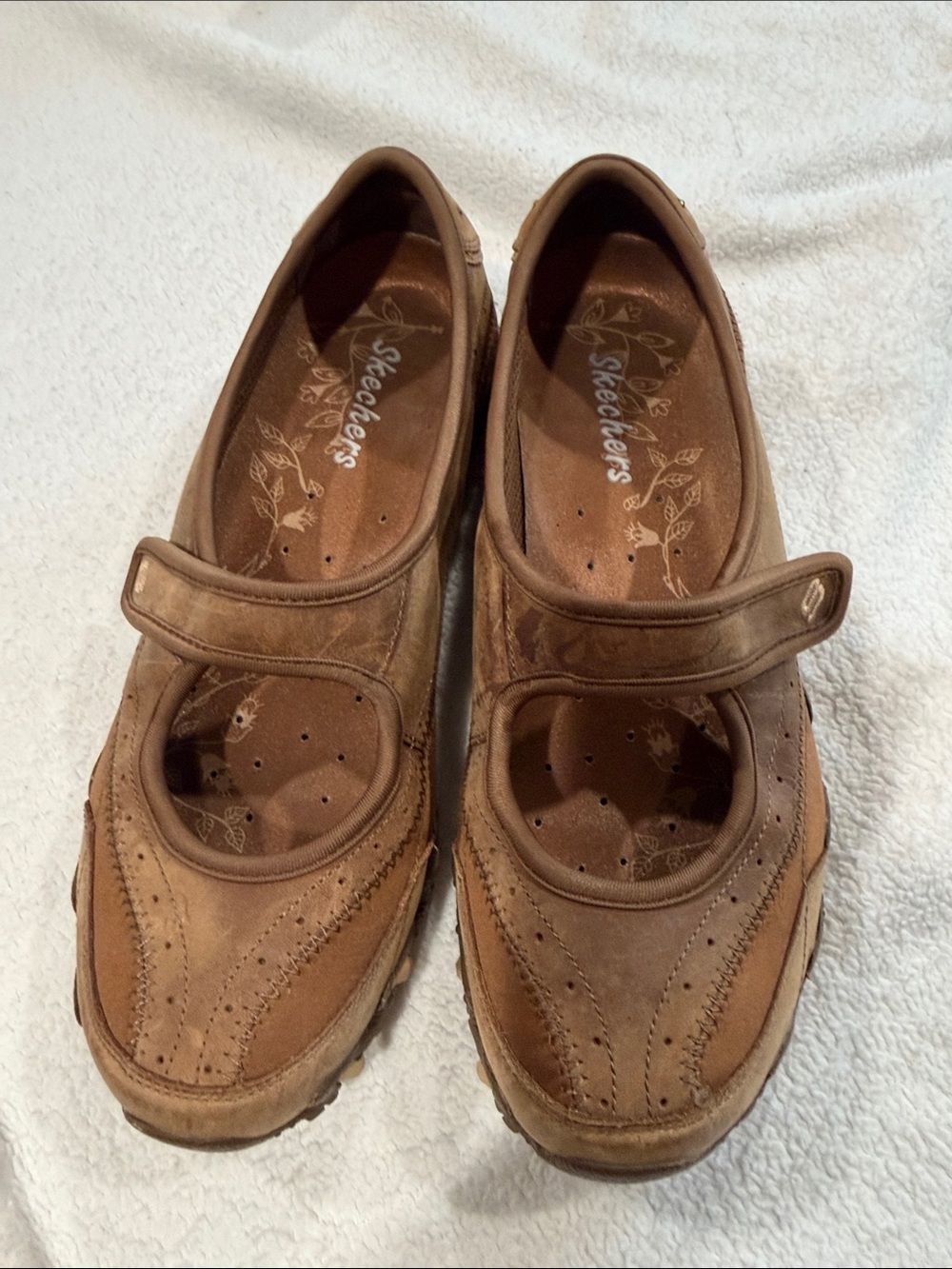 Skechers Women's Tan Brown Mary Jane Slip-On Flats- size 8.5